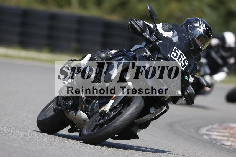 /45 10.08.2025 Plüss Moto Sport ADR/Freies Fahren/565